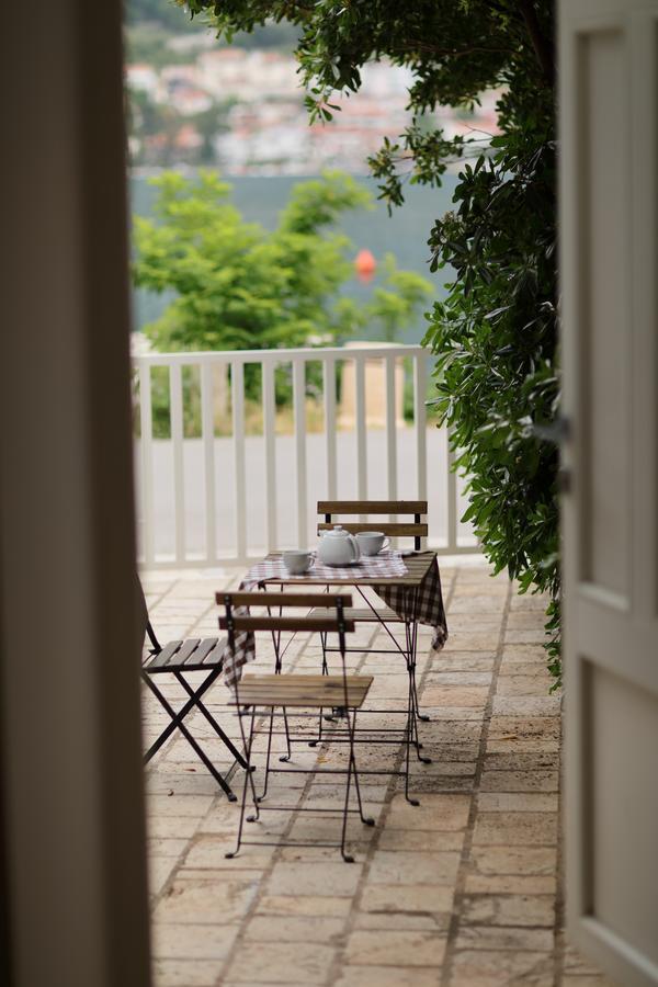 Seven Hills Duplex Eco-Cottage Kotor Exterior foto