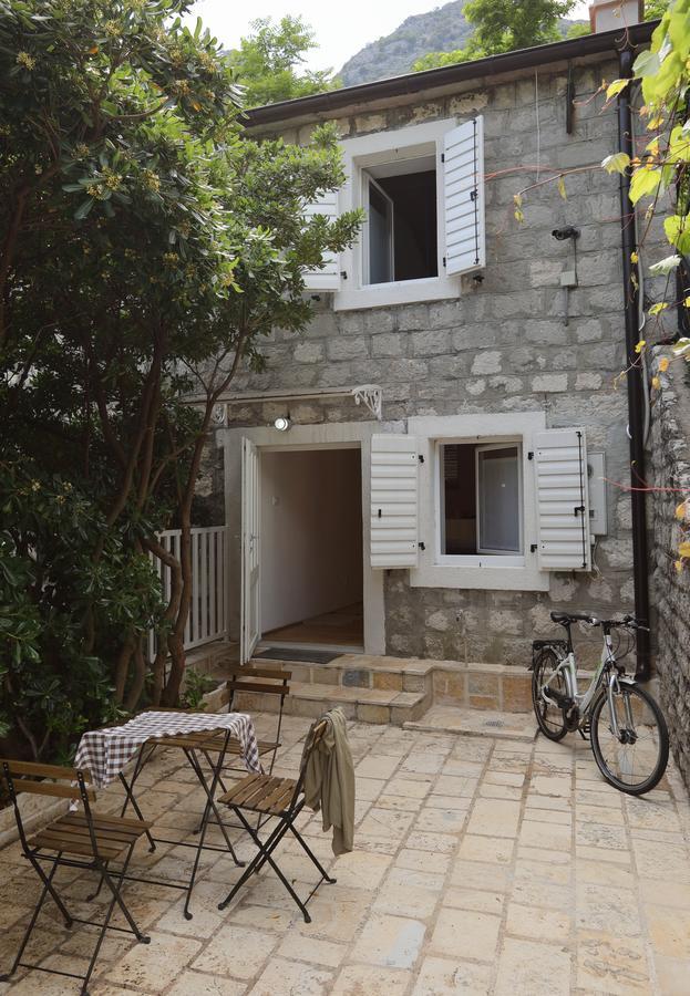 Seven Hills Duplex Eco-Cottage Kotor Exterior foto